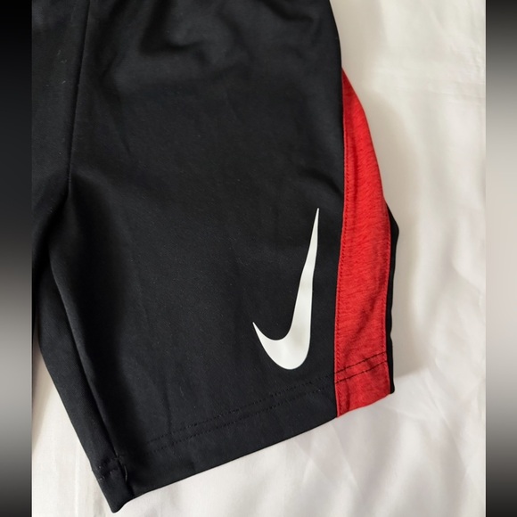 Nike Red, Black & White Dri-Fit Matching Set - Short Sleeve Shirt w/ Shorts - Picture 9 of 12